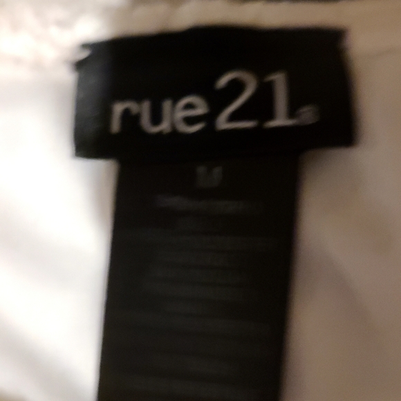 Romper - Picture 4 of 6